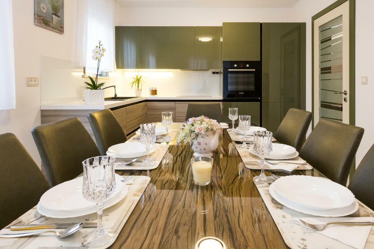 Villa Sweet Home Marija With Heated Pool Σπλιτ Εξωτερικό φωτογραφία